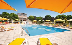 Le Champ d'Eysson Aparthotel